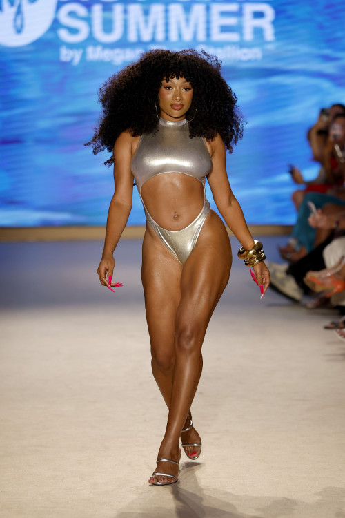 153270c26e0585cf18b271.md.jpg