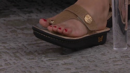 Ali-Carr-Feet-42308485bb91b91769261ab.md.jpg