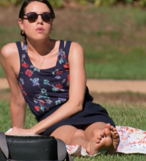 Aubrey-Plaza1569f05702cf4107dd.md.png